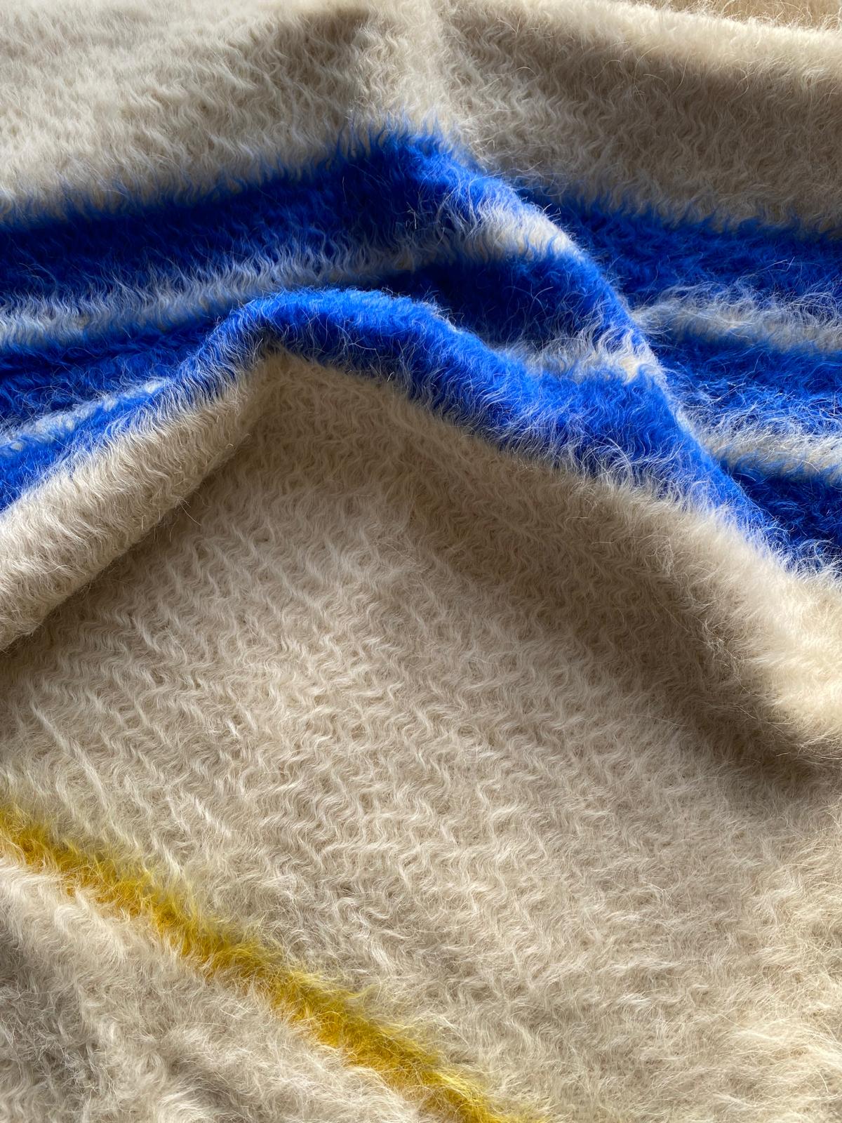 COUVERTURE STRIPY EN LAINE